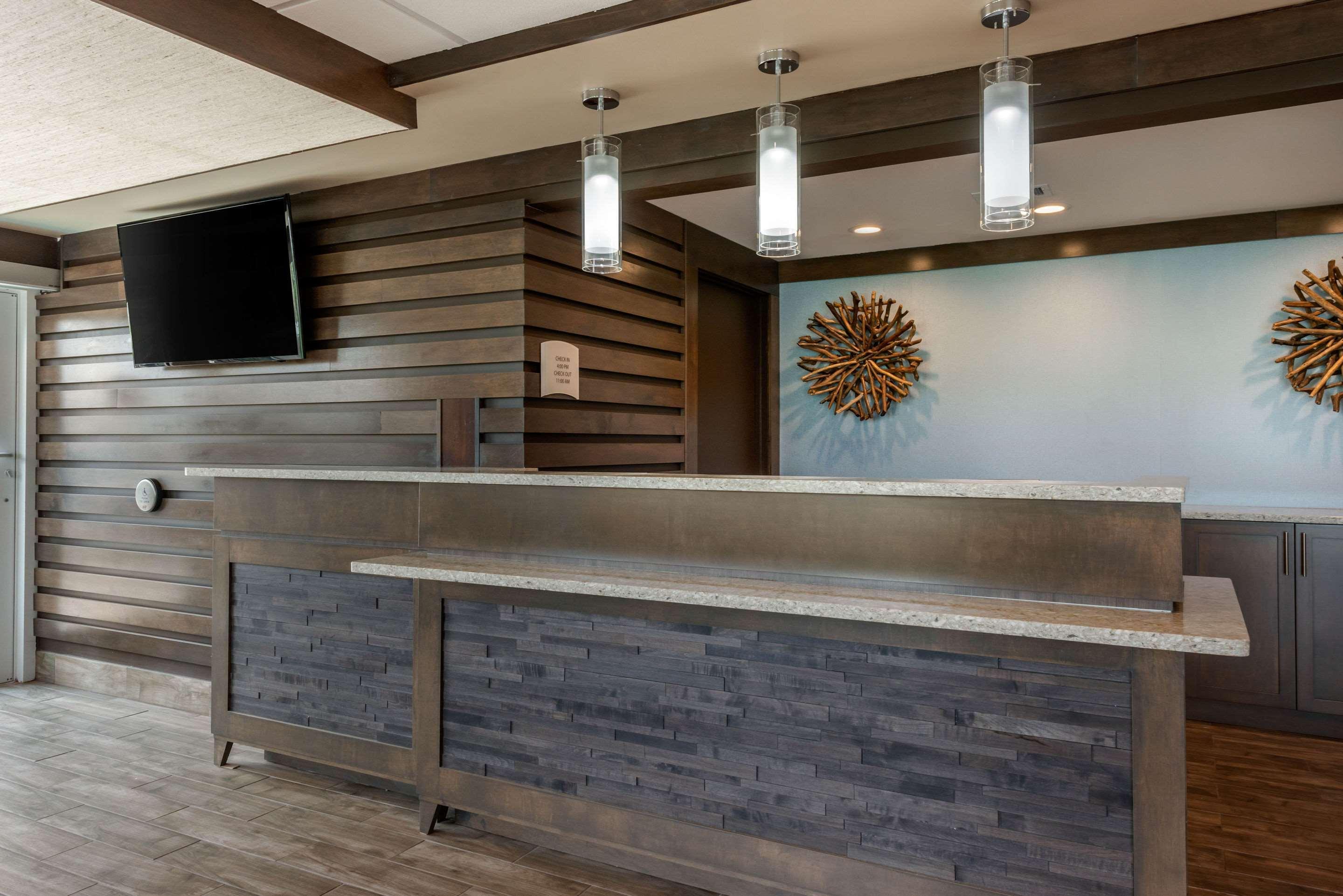Seafarer Inn & Suites, Ascend Hotel Collection Джекил Айлънд Екстериор снимка