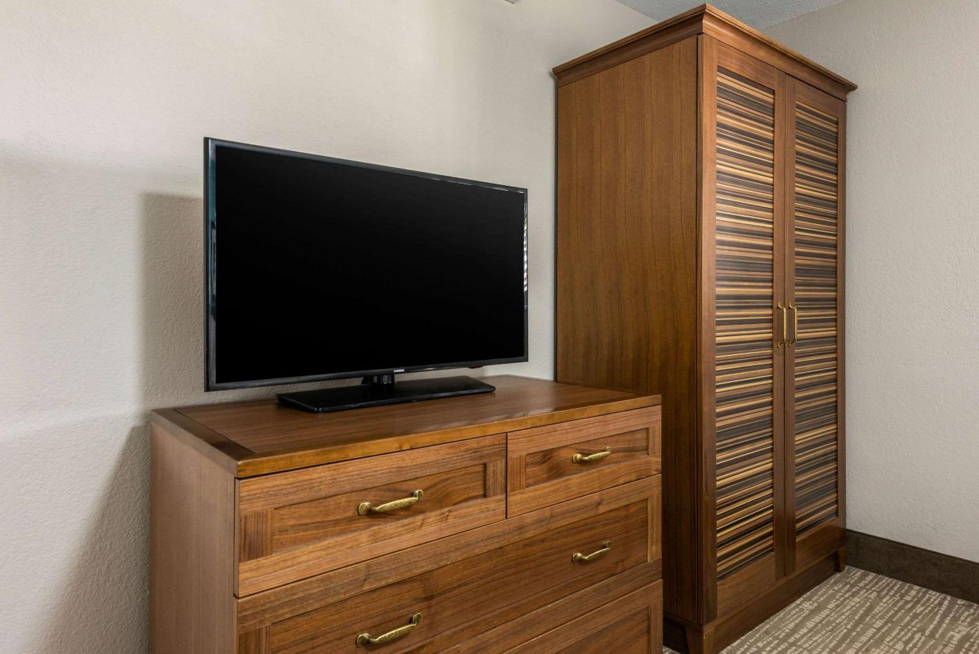 Seafarer Inn & Suites, Ascend Hotel Collection Джекил Айлънд Екстериор снимка