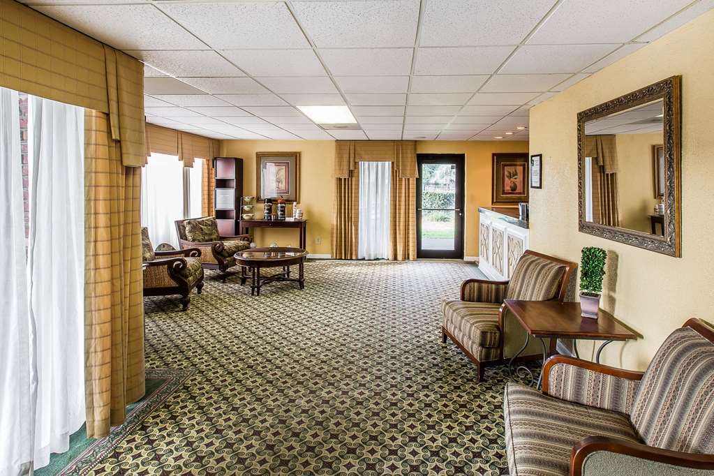 Seafarer Inn & Suites, Ascend Hotel Collection Джекил Айлънд Интериор снимка